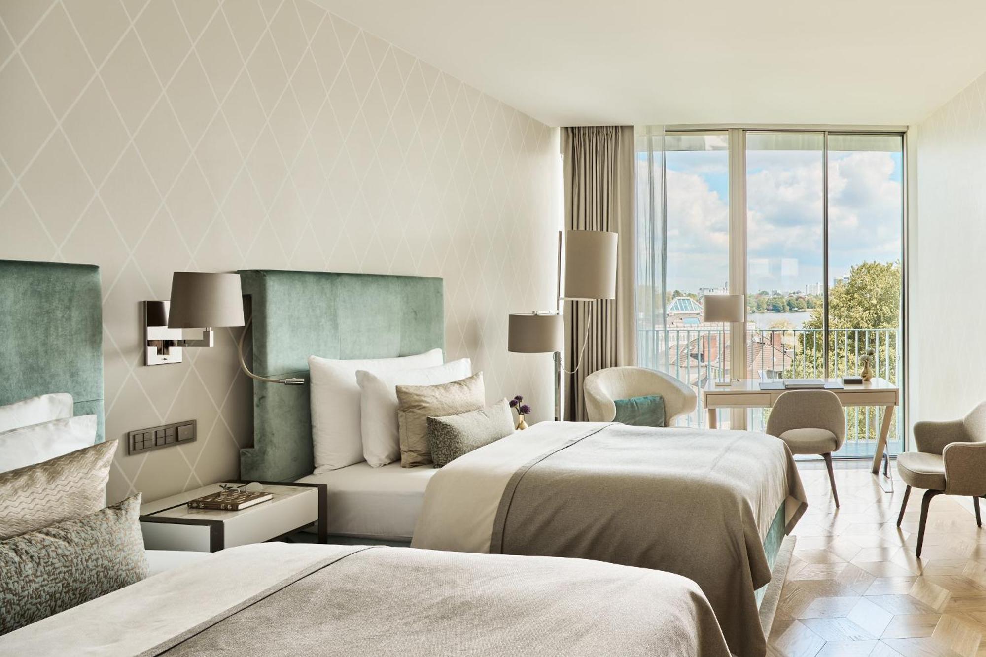 The Fontenay Гамбург Экстерьер фото Deluxe room
