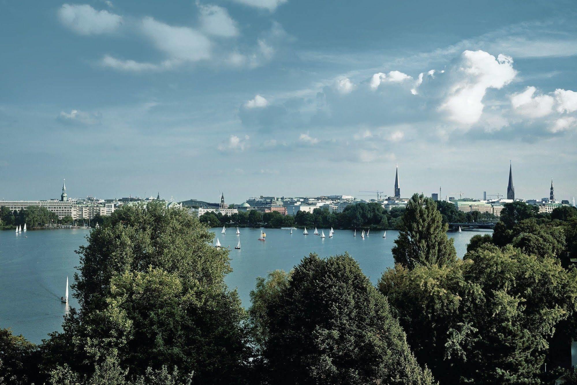 The Fontenay Hamburg Гамбург Экстерьер фото